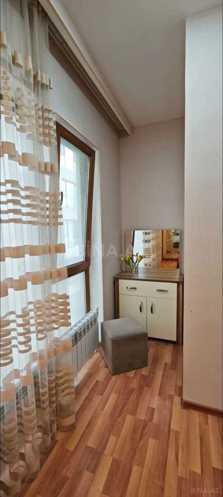 Satılır 3 otaqlı mənzil 115 m²