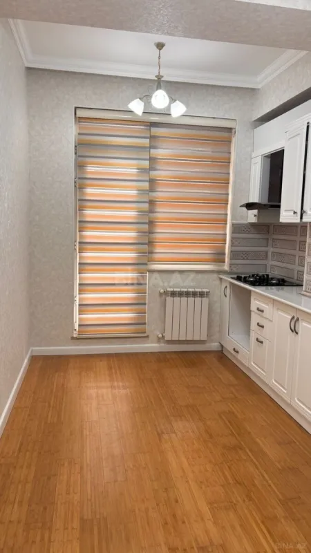 Satılır 2 otaqlı mənzil 80 m²