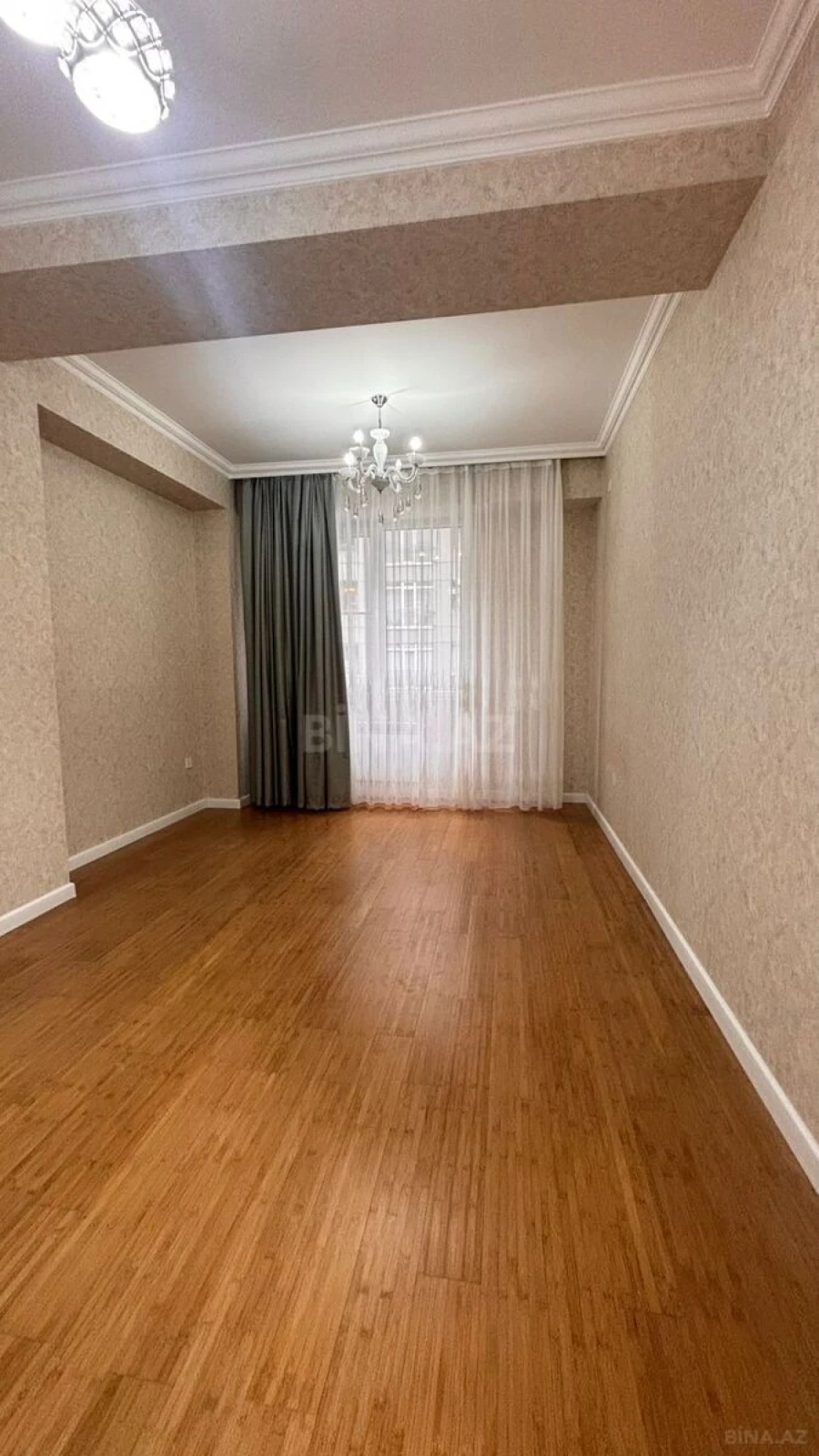 Satılır 2 otaqlı mənzil 80 m²