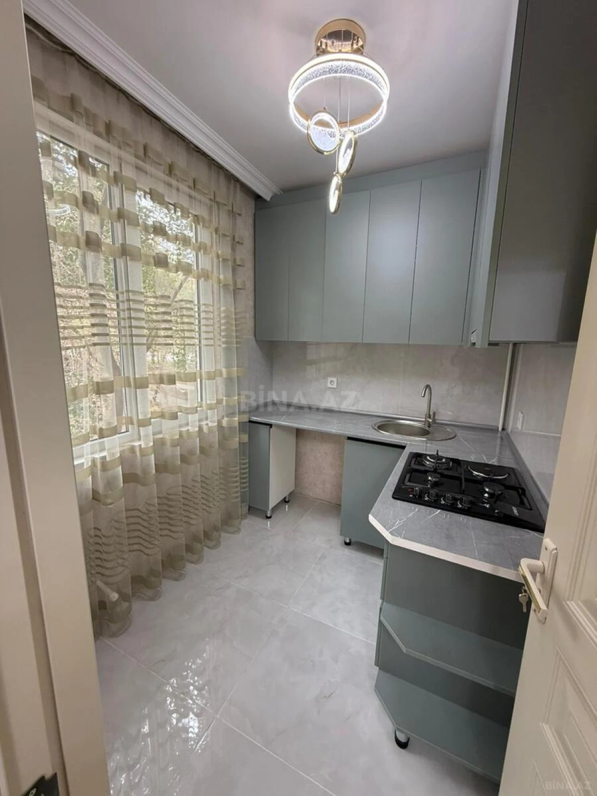 Satılır 3 otaqlı mənzil 68 m²