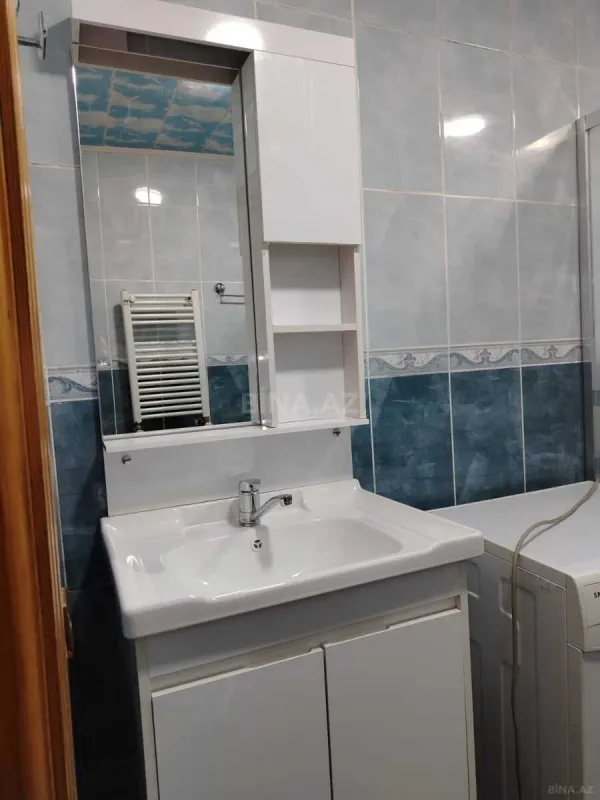 Kirayə verilir 3 otaqlı mənzil 152 m²