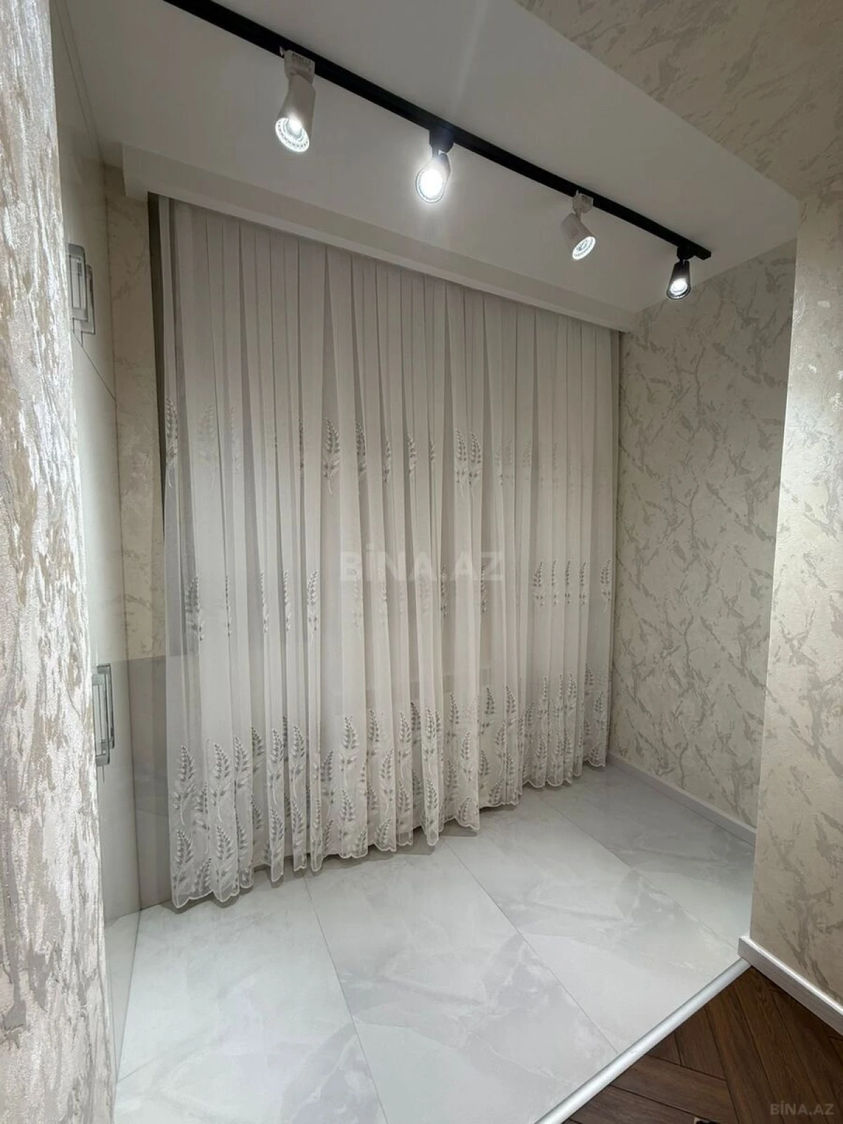 Satılır 3 otaqlı mənzil 70 m²
