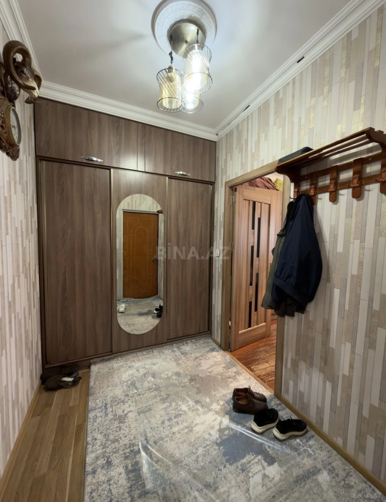 Satılır 2 otaqlı mənzil 60 m²