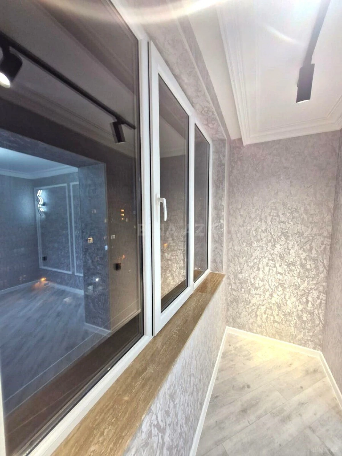 Satılır 4 otaqlı mənzil 85 m²