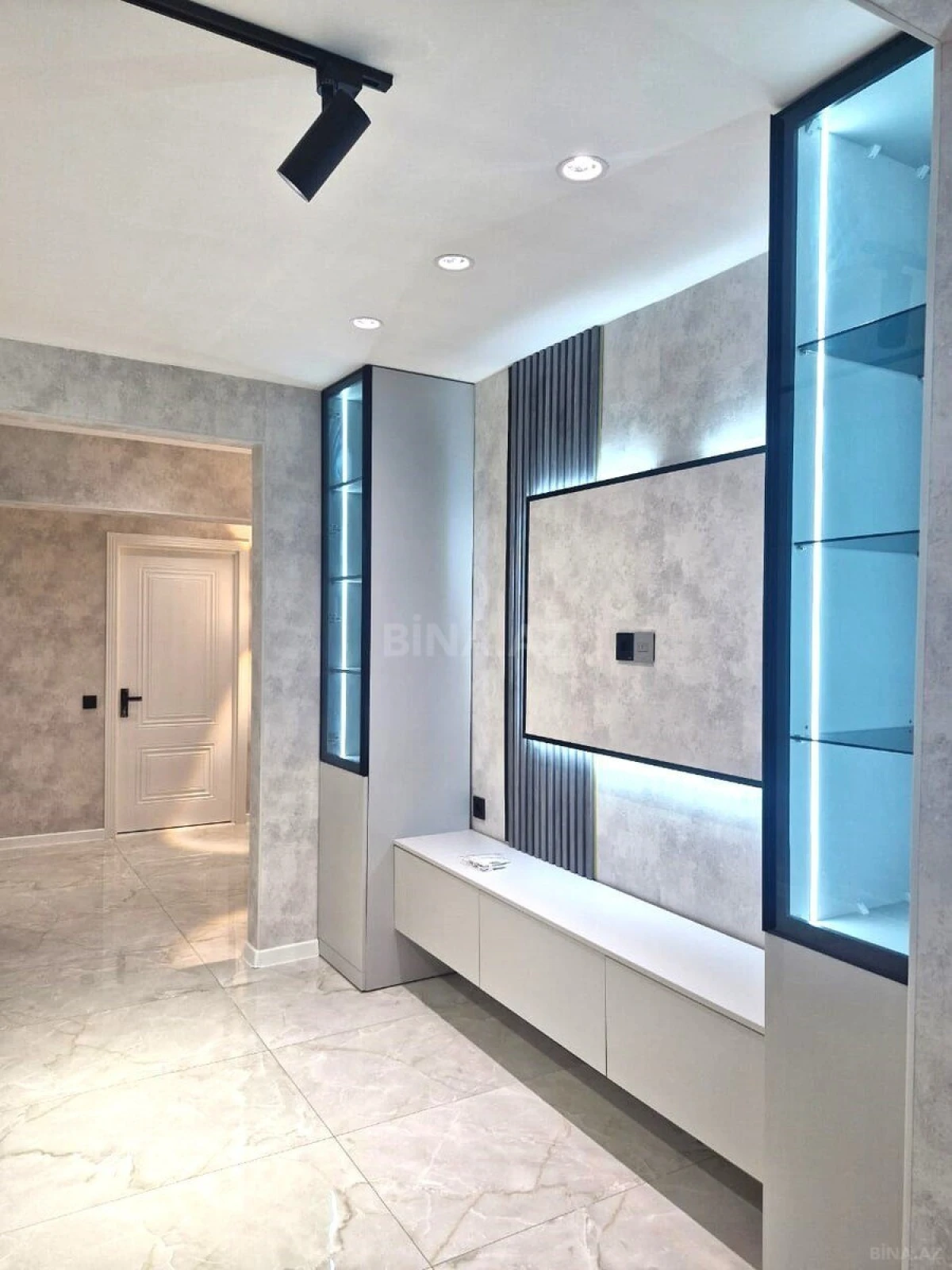 Satılır 4 otaqlı mənzil 85 m²