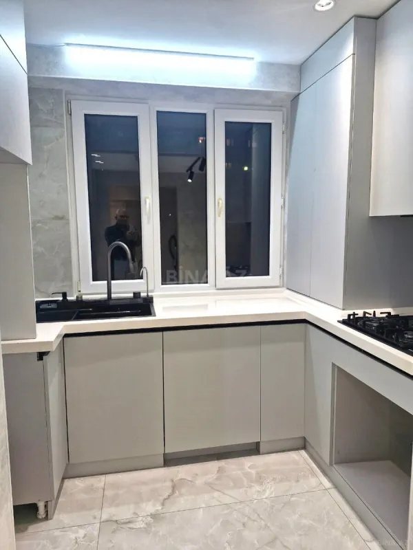 Satılır 4 otaqlı mənzil 85 m²