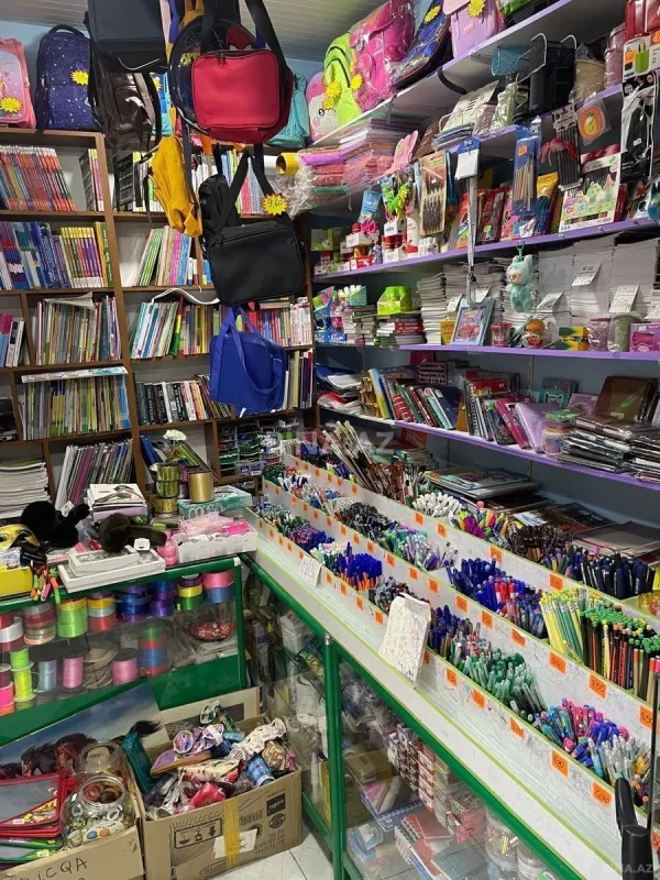 Satılır obyekt 33 m²