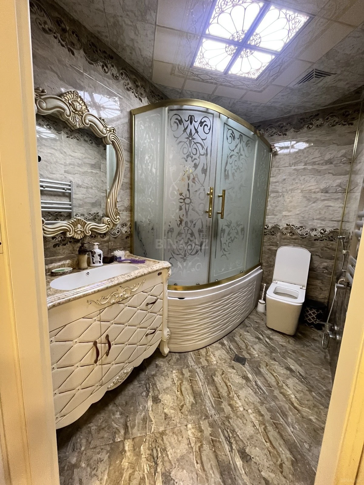 Satılır 2 otaqlı mənzil 51 m²