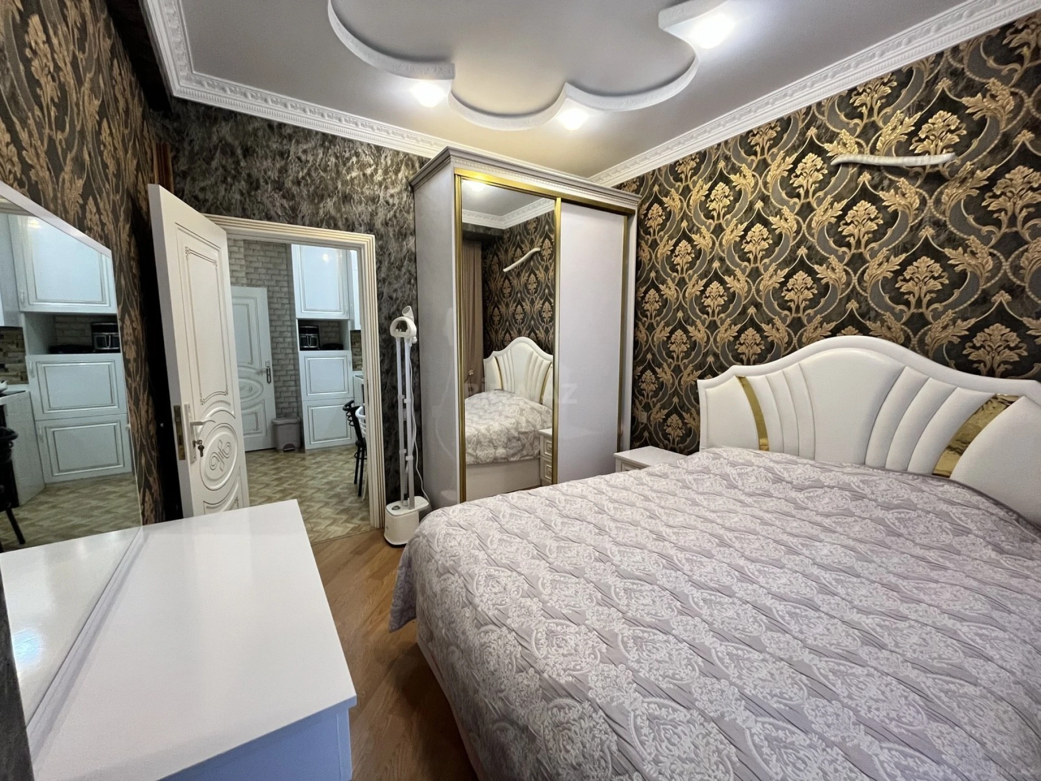 Satılır 2 otaqlı mənzil 51 m²