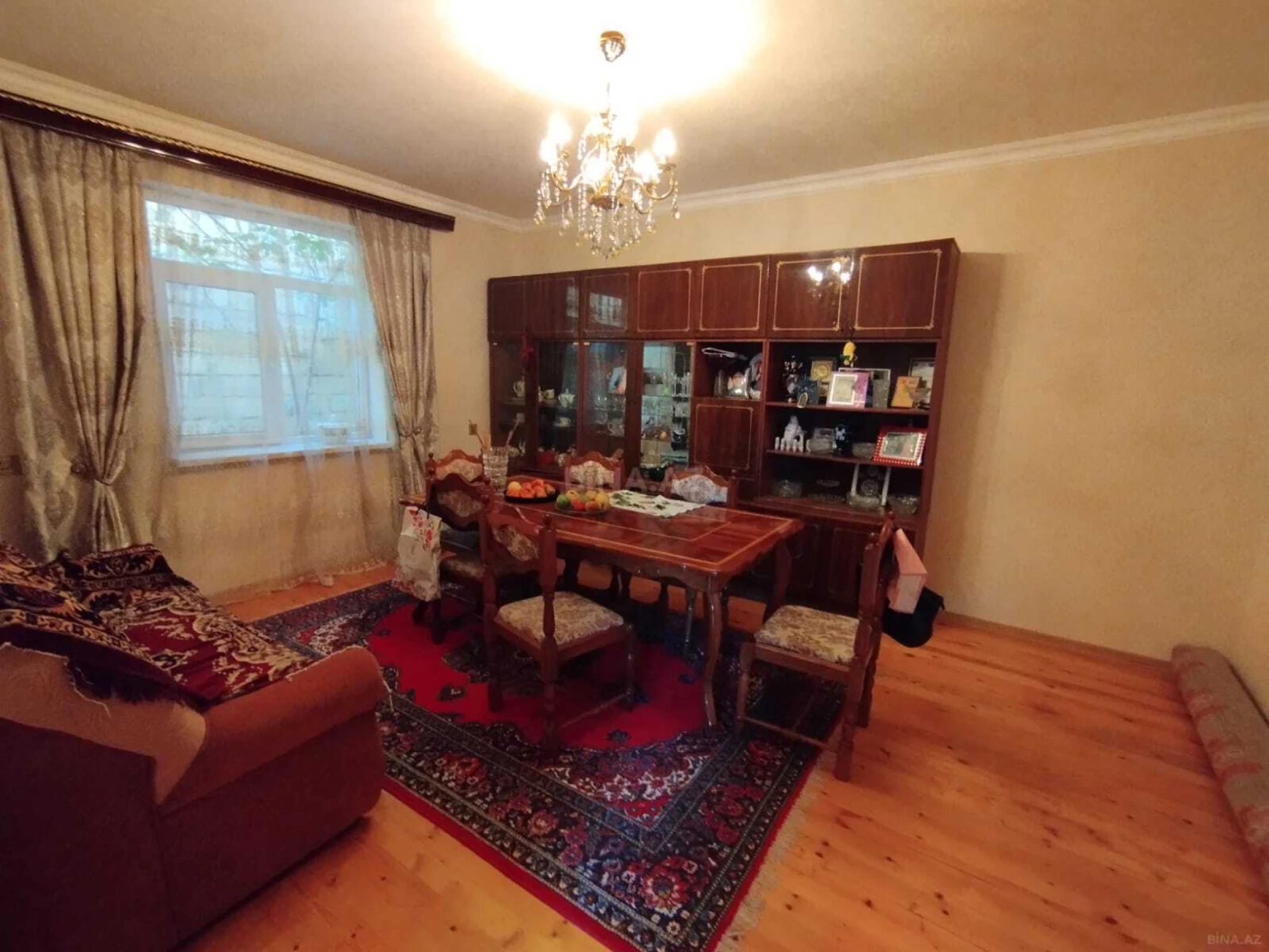Satılır 7 otaqlı həyət evi 220 m²