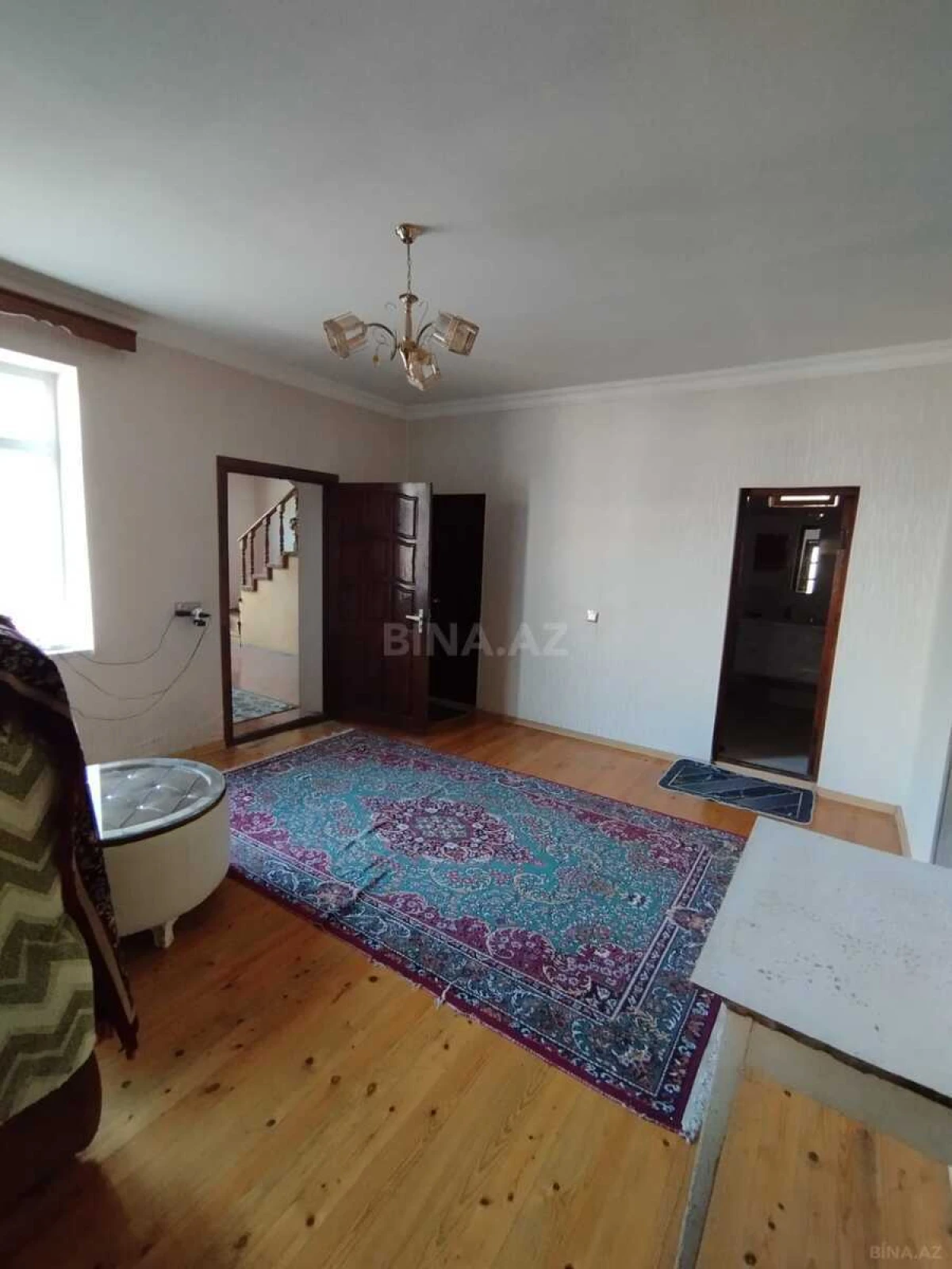 Satılır 7 otaqlı həyət evi 220 m²