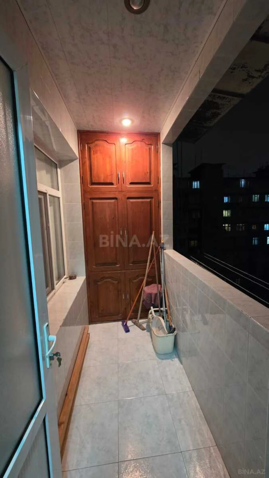 Satılır 4 otaqlı mənzil 100 m²