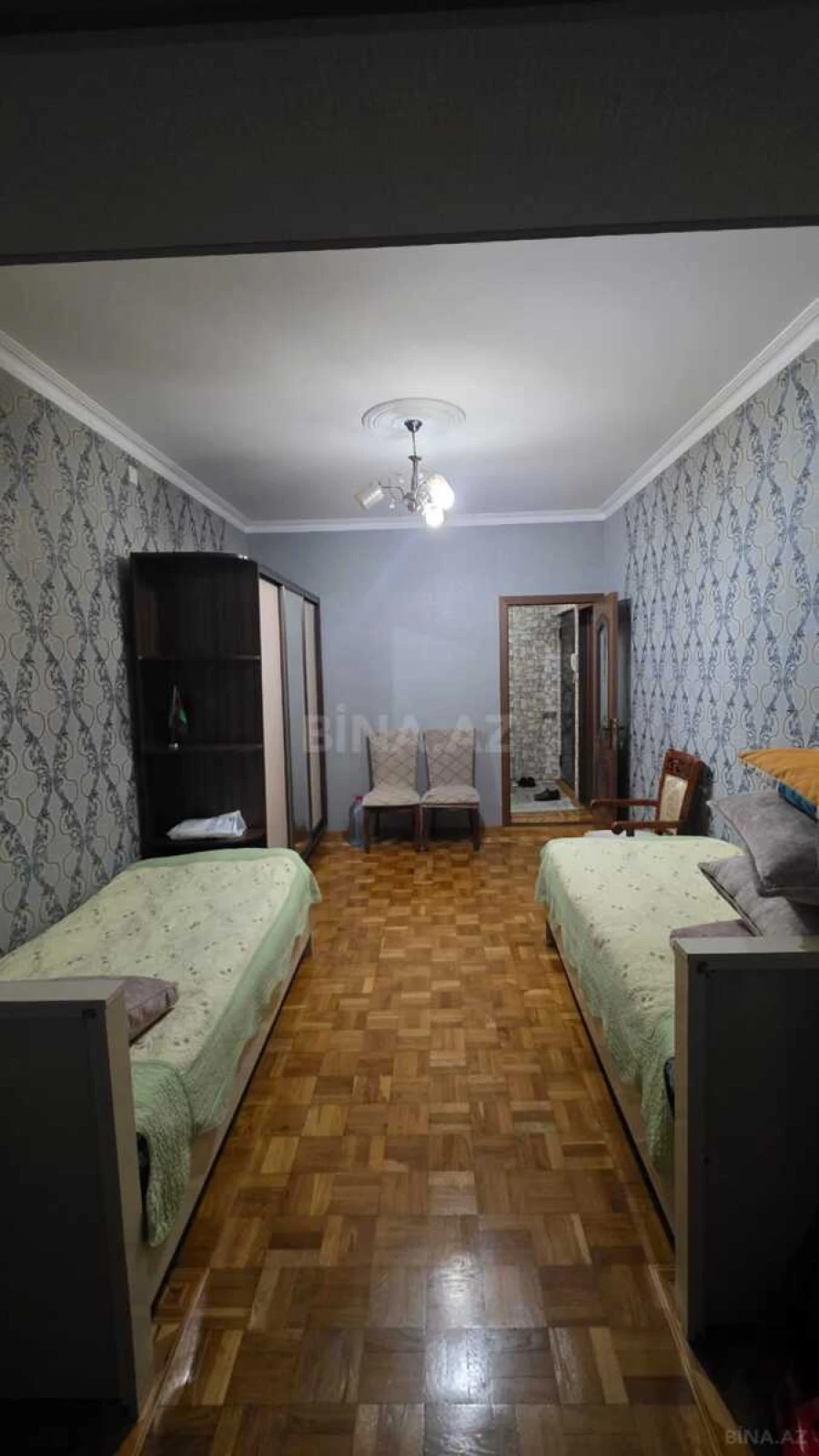 Satılır 4 otaqlı mənzil 100 m²