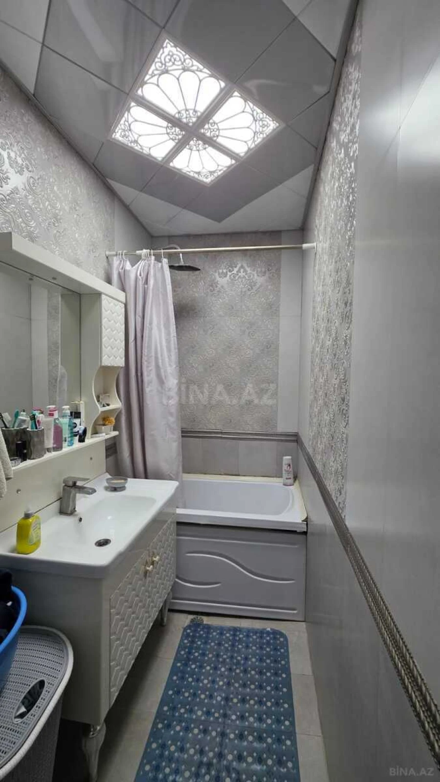 Satılır 4 otaqlı mənzil 100 m²