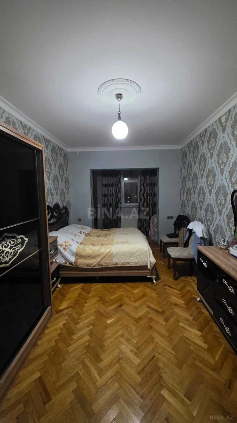 Satılır 4 otaqlı mənzil 100 m²
