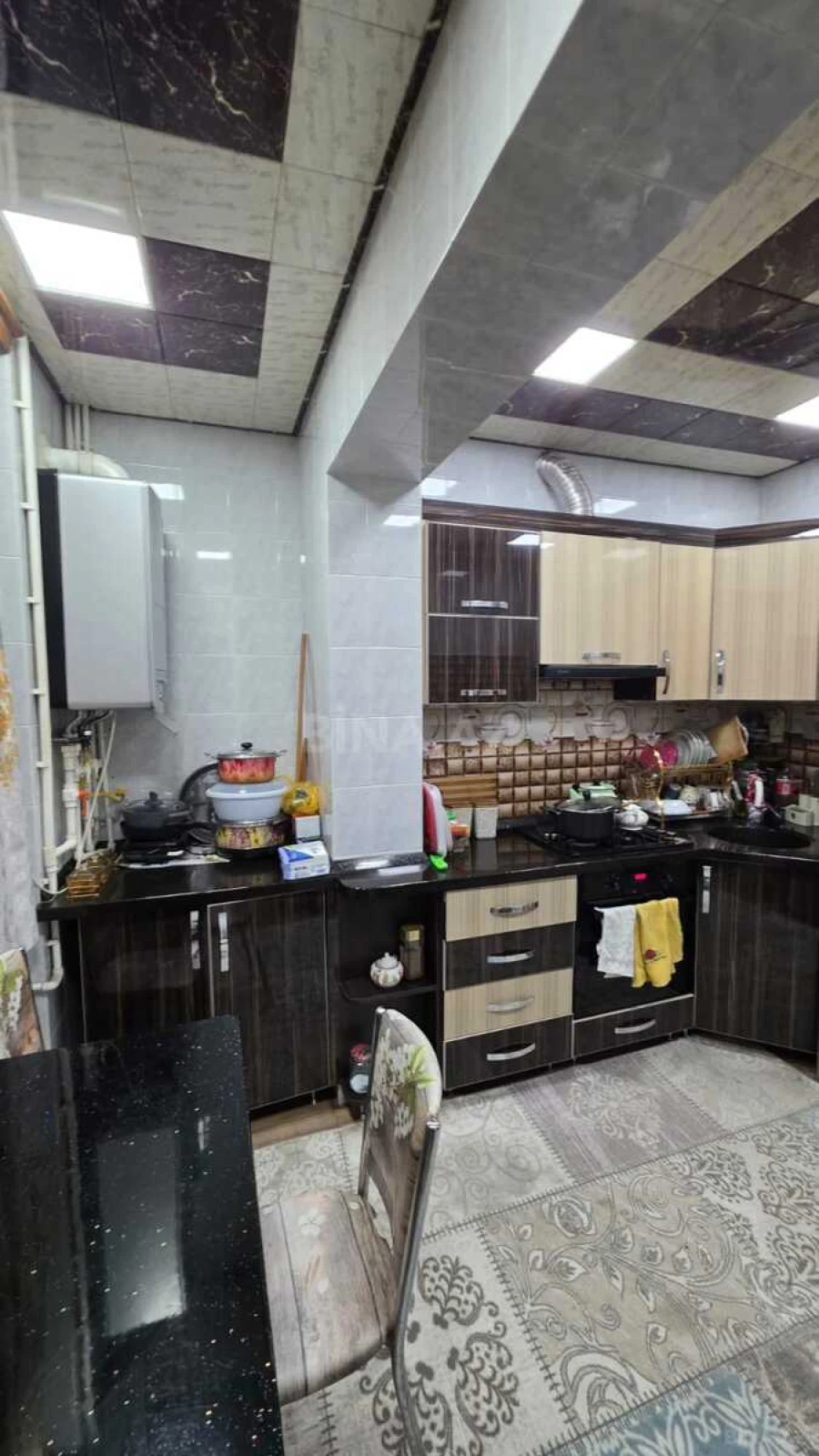 Satılır 4 otaqlı mənzil 100 m²
