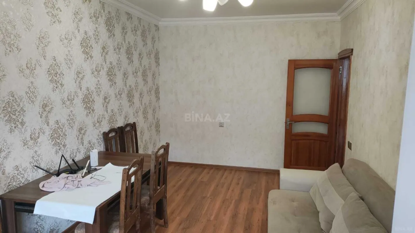Satılır 2 otaqlı mənzil 60 m²