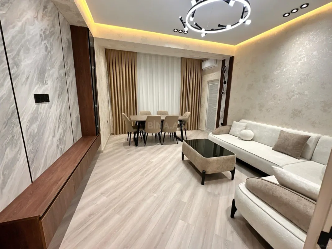 Satılır 2 otaqlı mənzil 80 m²