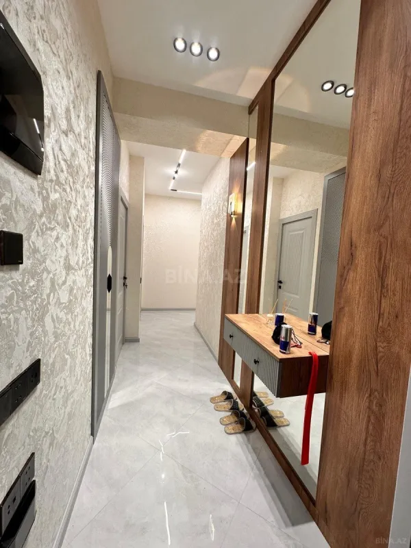 Satılır 2 otaqlı mənzil 80 m²