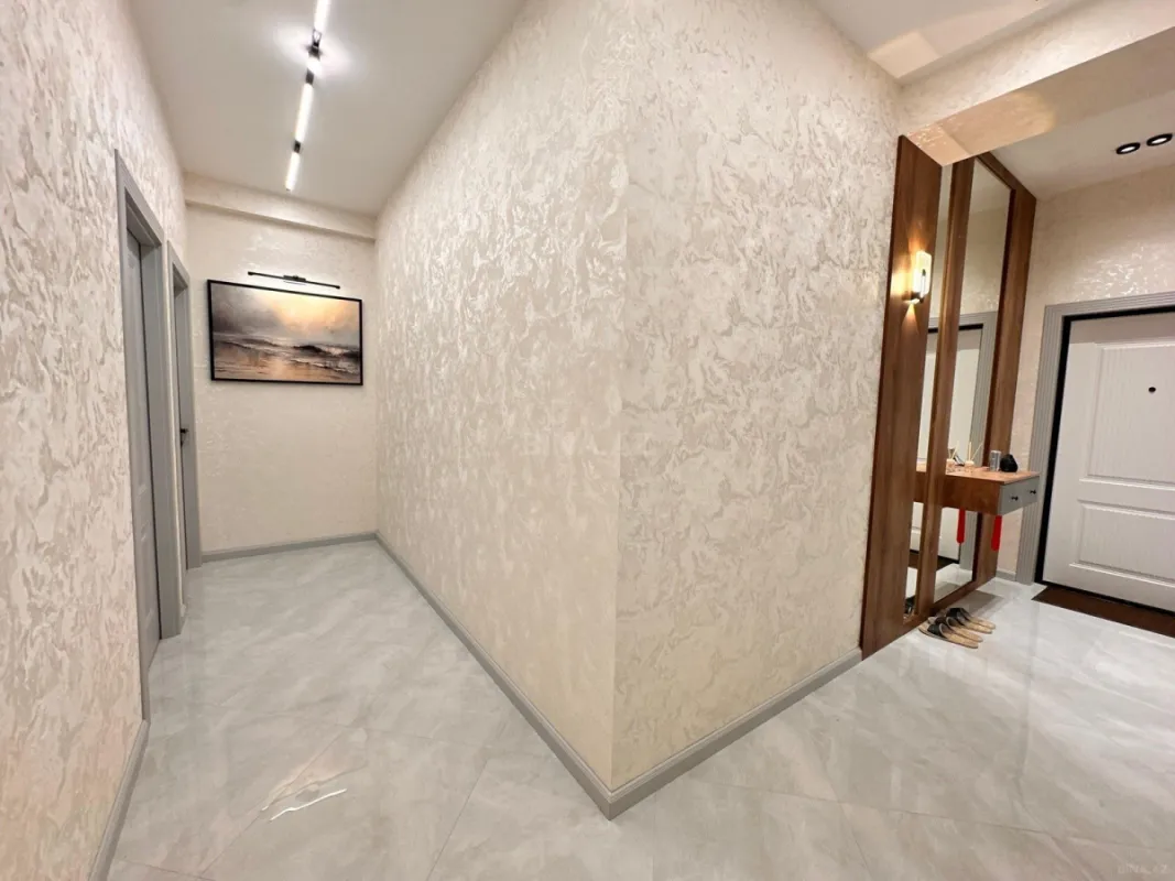 Satılır 2 otaqlı mənzil 80 m²