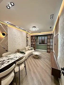 Satılır 2 otaqlı mənzil 67 m²