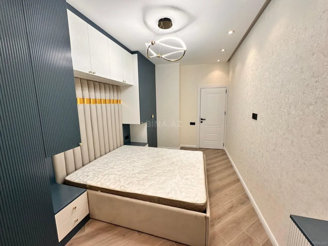 Satılır 2 otaqlı mənzil 67 m²