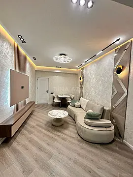 Satılır 2 otaqlı mənzil 67 m²