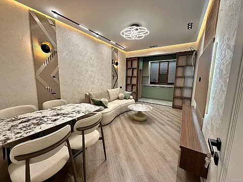 Satılır 2 otaqlı mənzil 67 m²