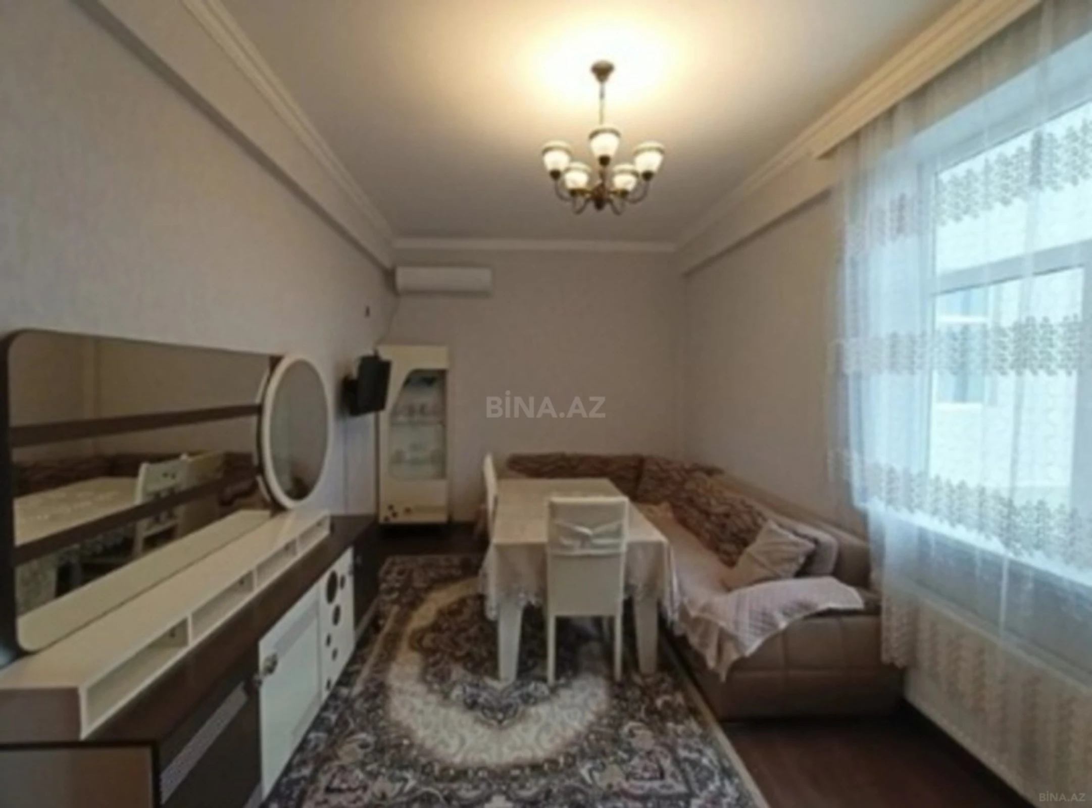 Satılır 2 otaqlı mənzil 60 m²