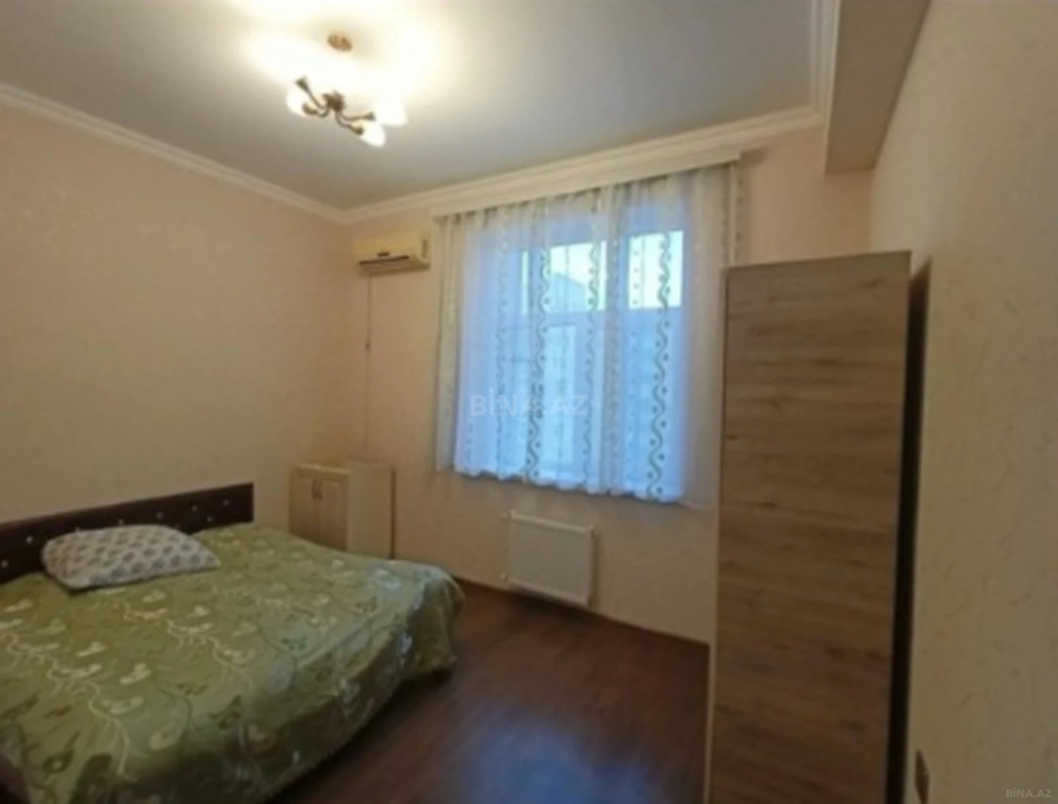 Satılır 2 otaqlı mənzil 60 m²