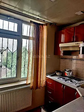 Kirayə verilir 2 otaqlı mənzil 40 m²