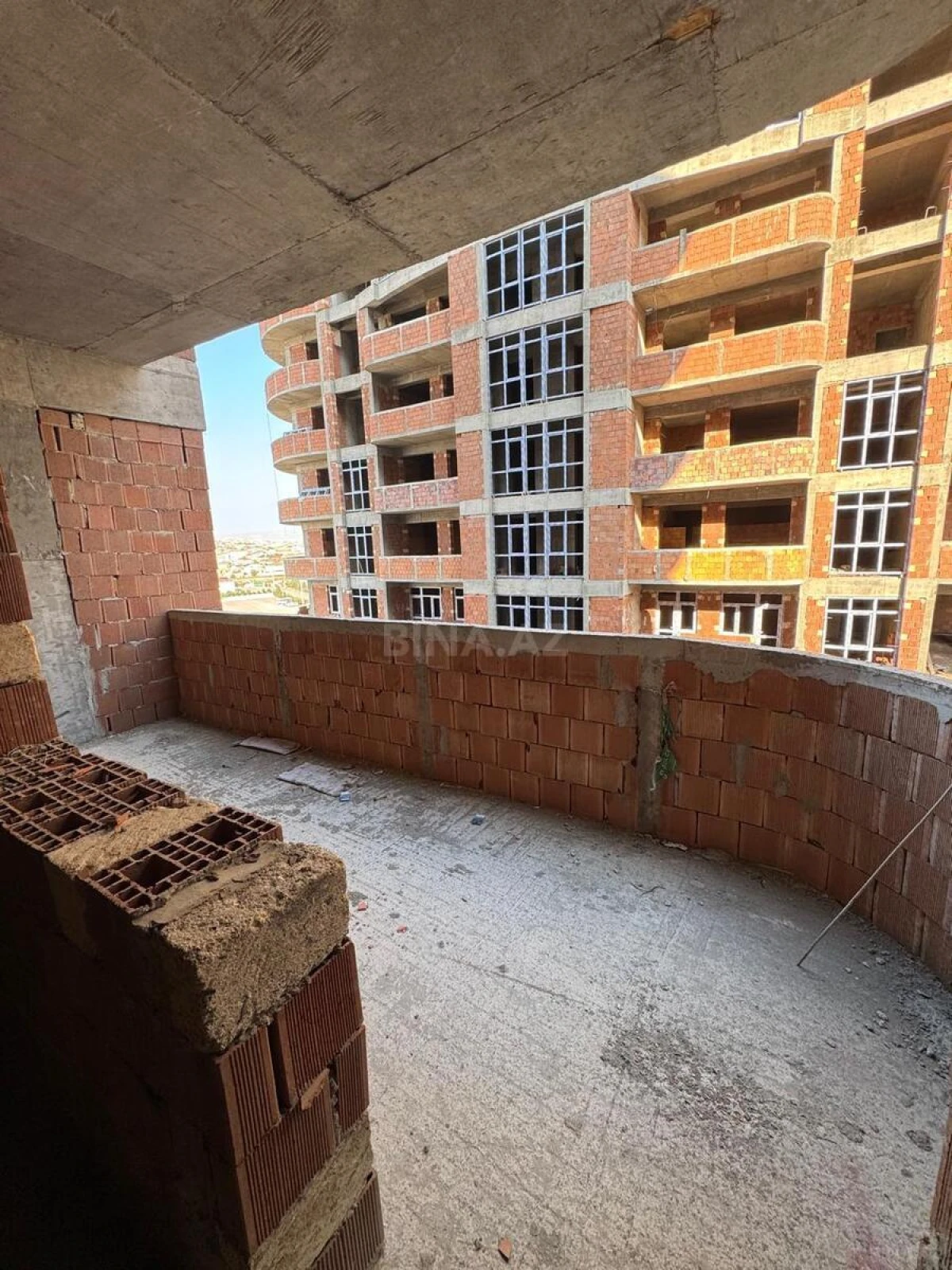 Satılır 3 otaqlı mənzil 100 m²