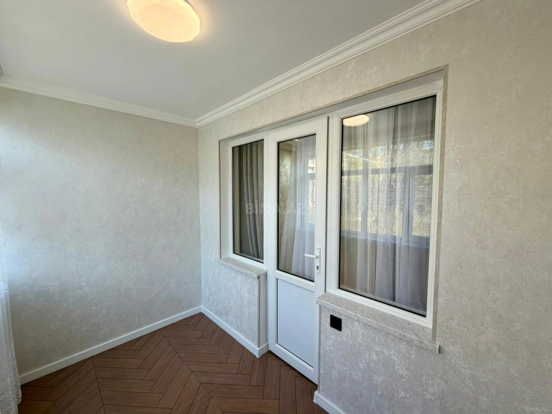 Satılır 3 otaqlı mənzil 75 m²