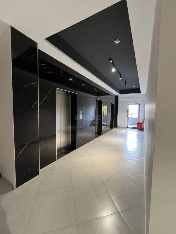 Satılır 3 otaqlı mənzil 112 m²