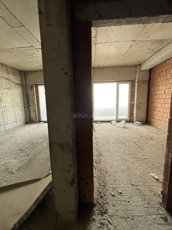 Satılır 3 otaqlı mənzil 112 m²