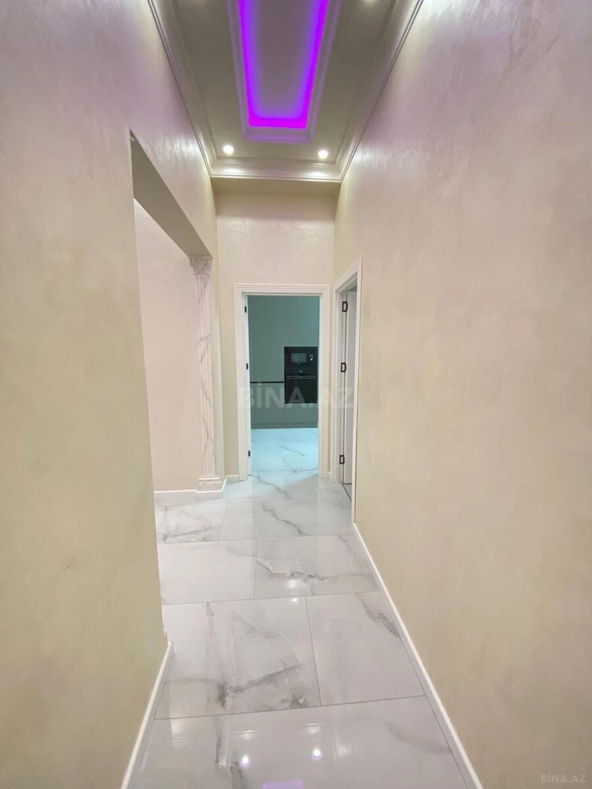 Kirayə verilir 3 otaqlı mənzil 122 m²