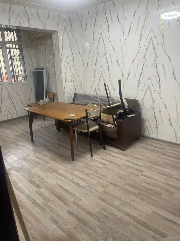 Kirayə verilir 2 otaqlı mənzil 55 m²