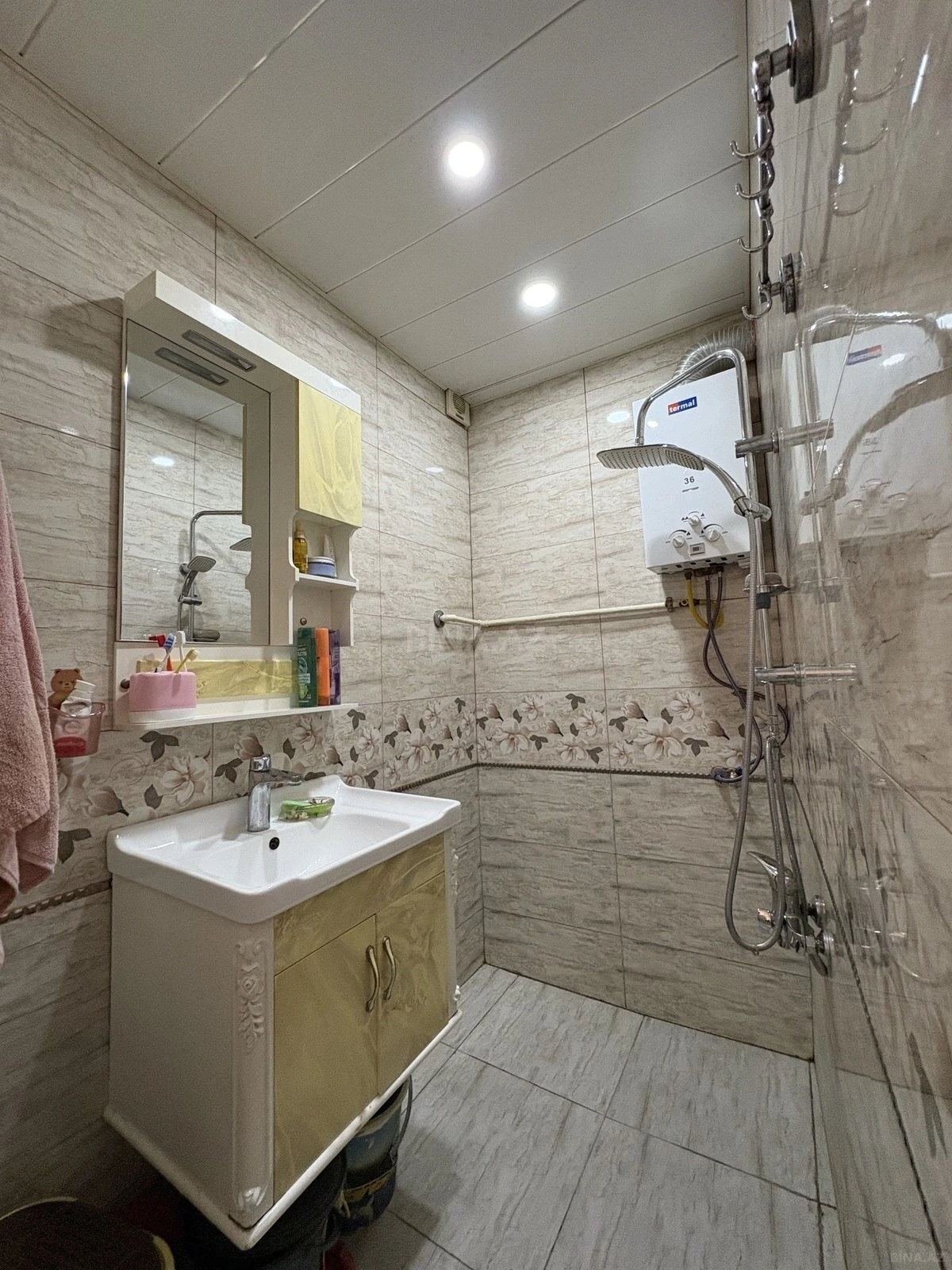 Satılır 2 otaqlı mənzil 48.1 m²