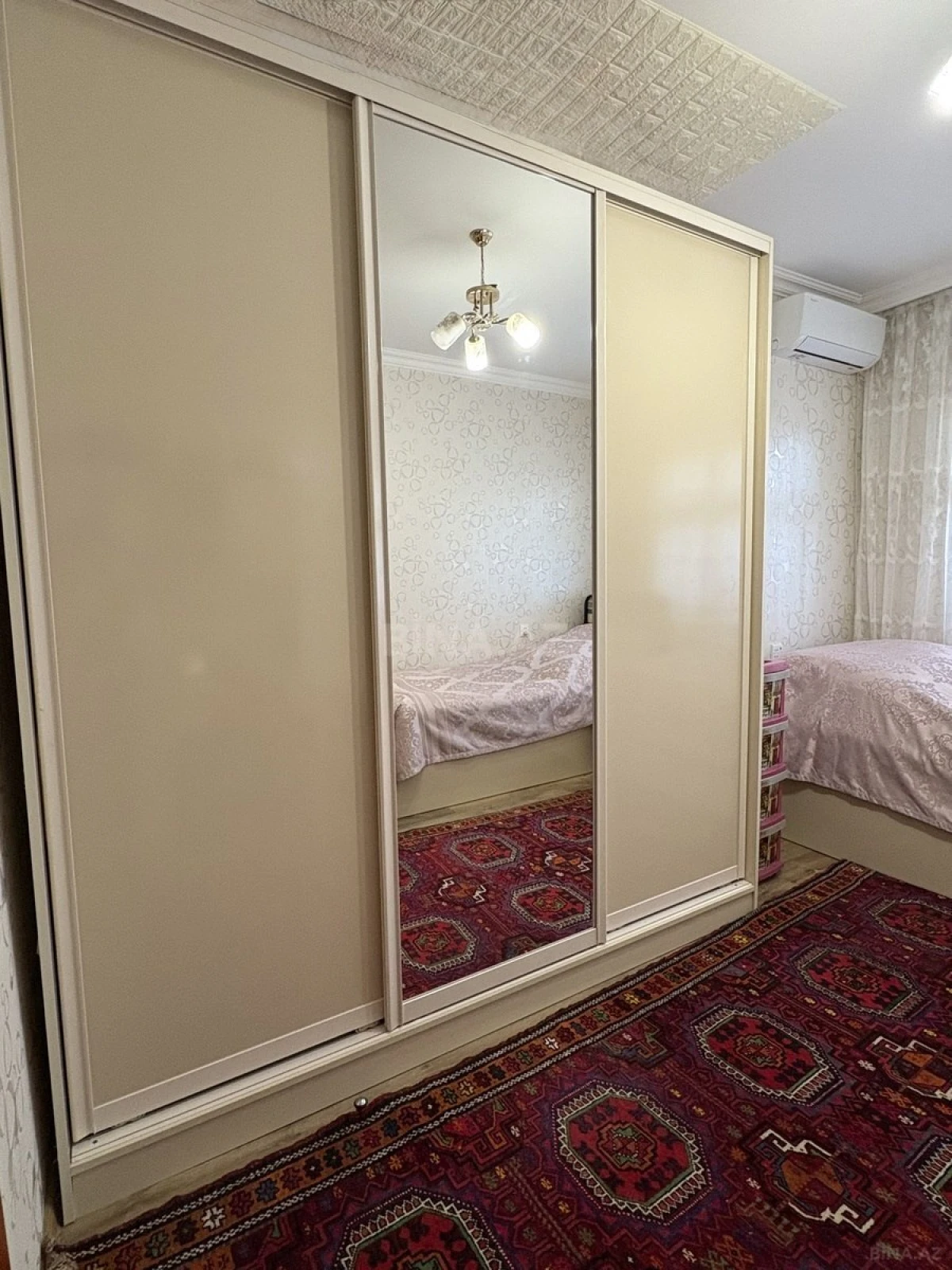 Satılır 2 otaqlı mənzil 48.1 m²