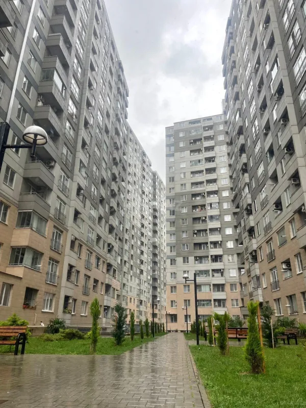 Kirayə verilir 2 otaqlı mənzil 52 m²