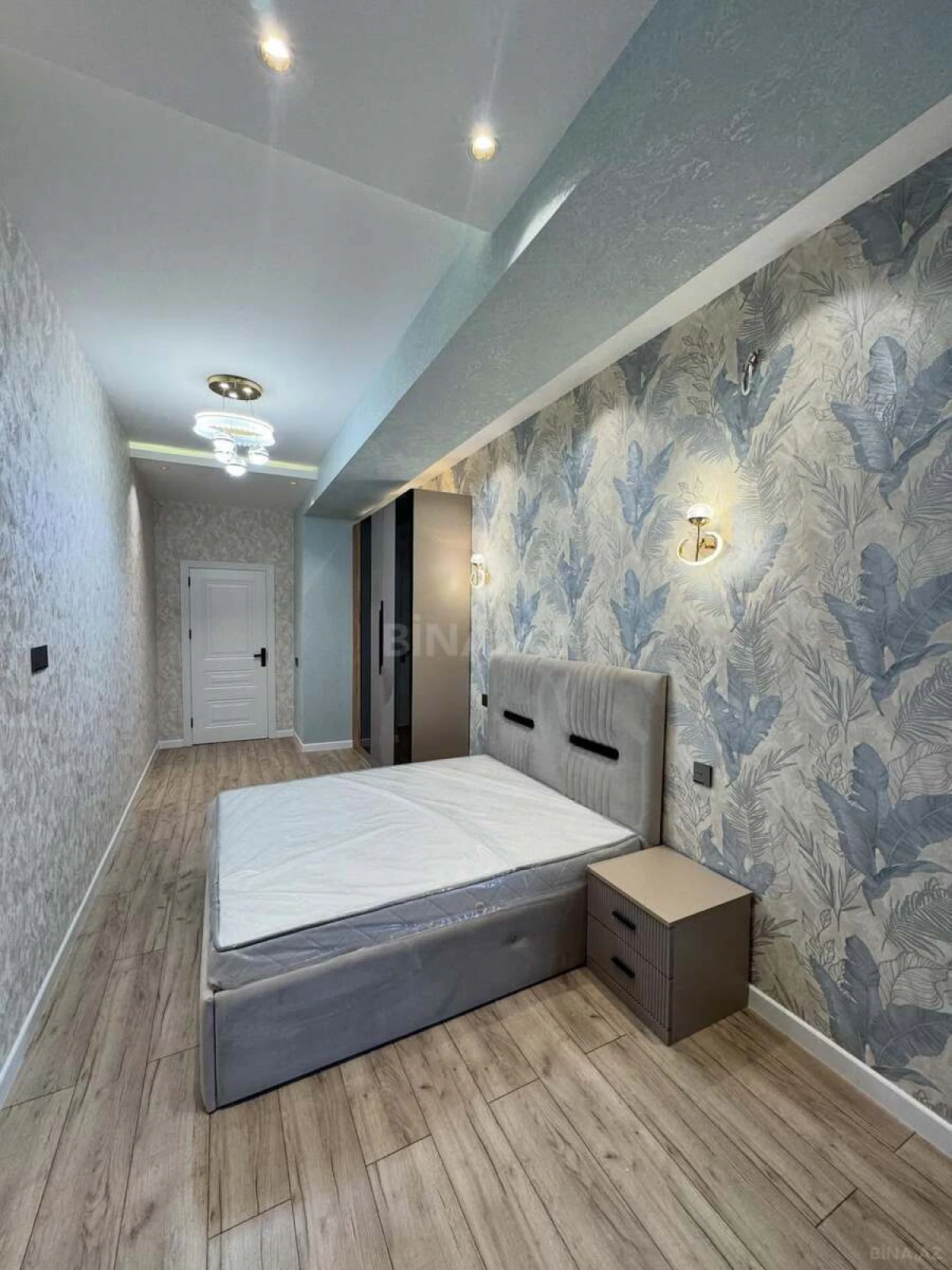 Satılır 3 otaqlı mənzil 113 m²