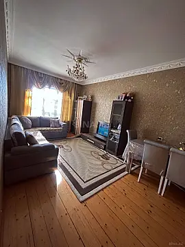 Satılır 2 otaqlı mənzil 60 m²