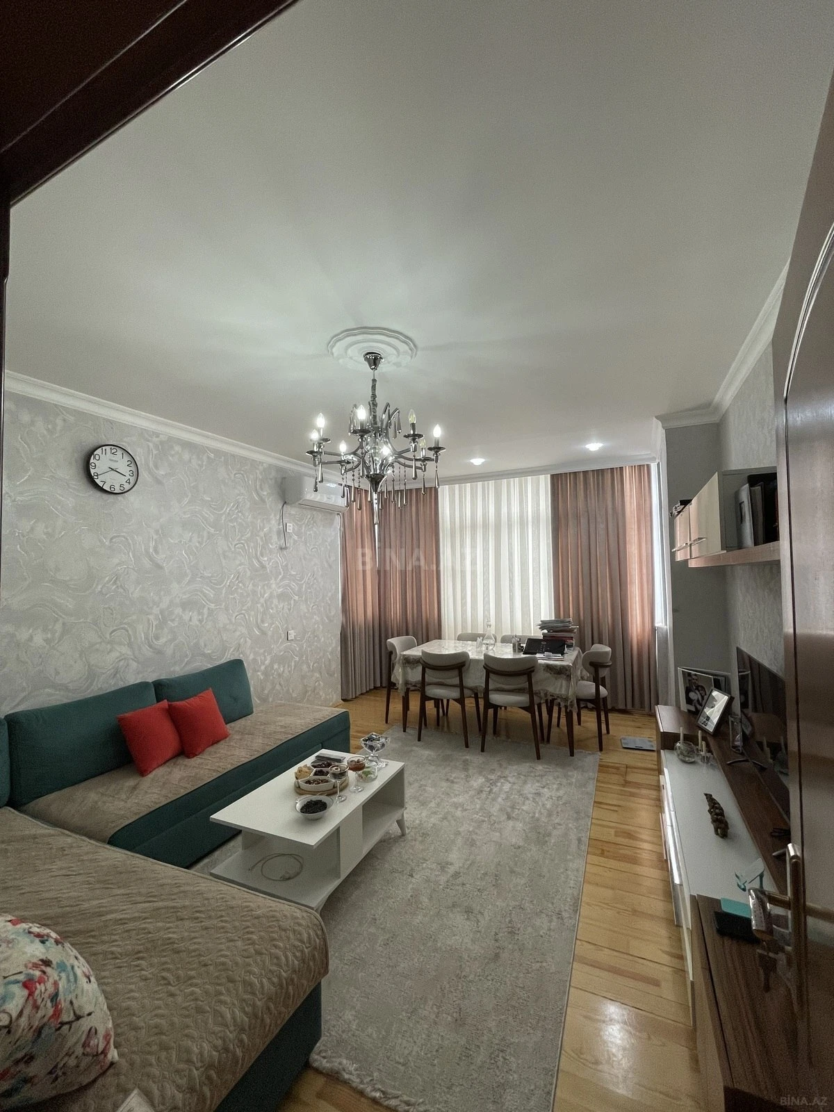 Satılır 3 otaqlı mənzil 71.1 m²