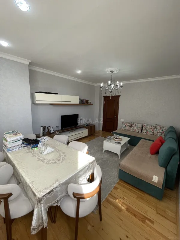 Satılır 3 otaqlı mənzil 71.1 m²