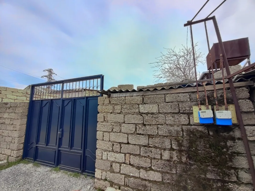 Kirayə verilir 2 otaqlı həyət evi 75 m²