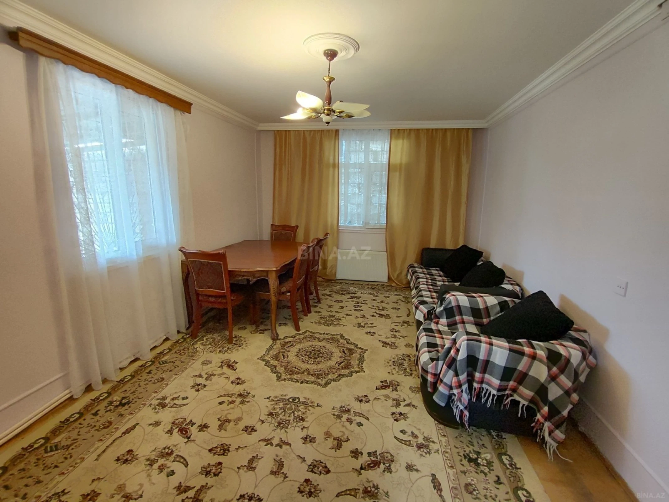 Kirayə verilir 2 otaqlı həyət evi 75 m²
