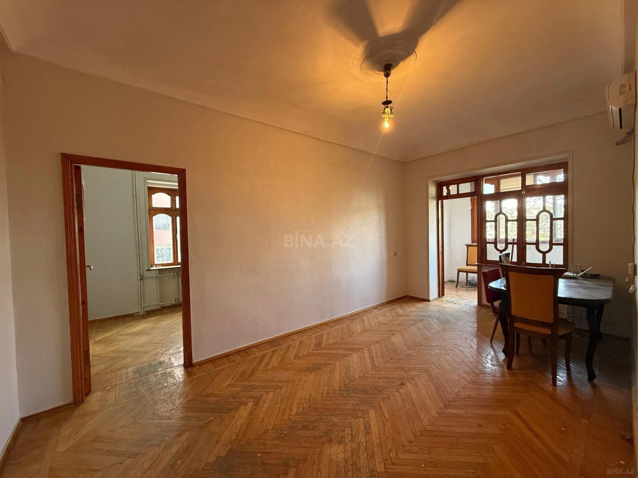 Satılır 2 otaqlı mənzil 55 m²