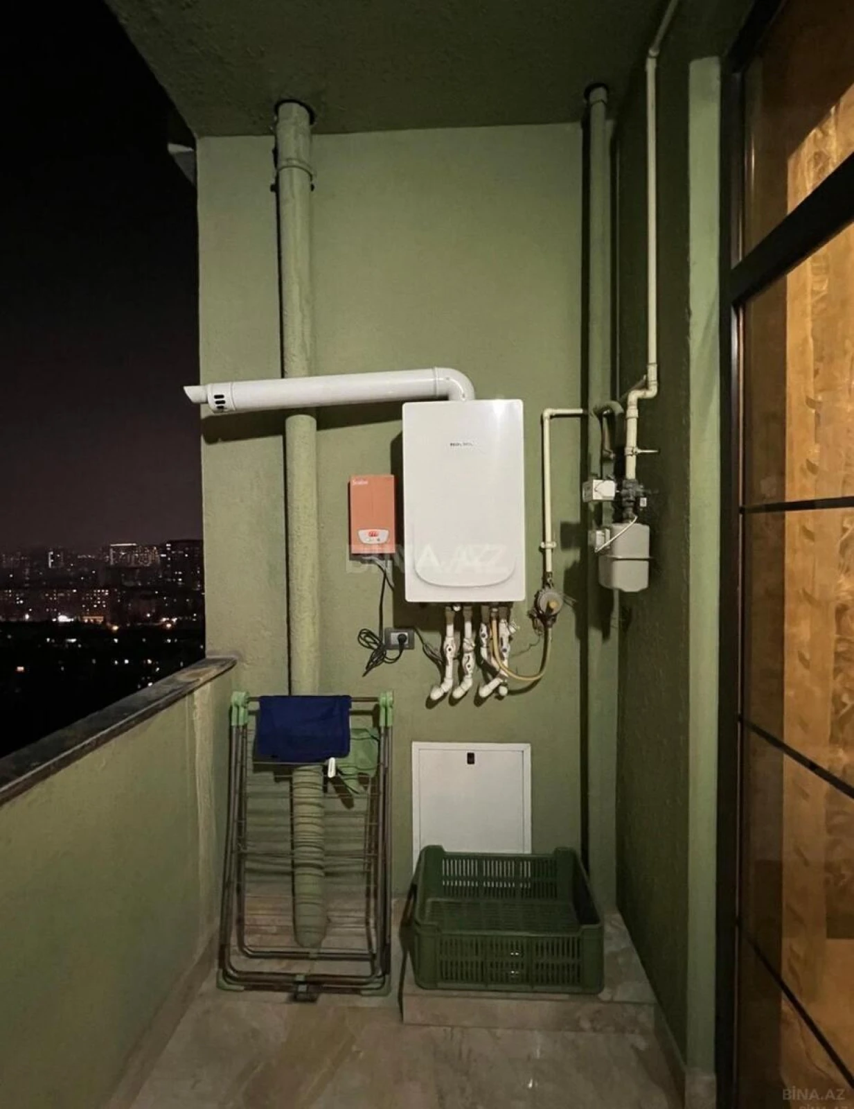 Kirayə verilir 2 otaqlı mənzil 72 m²