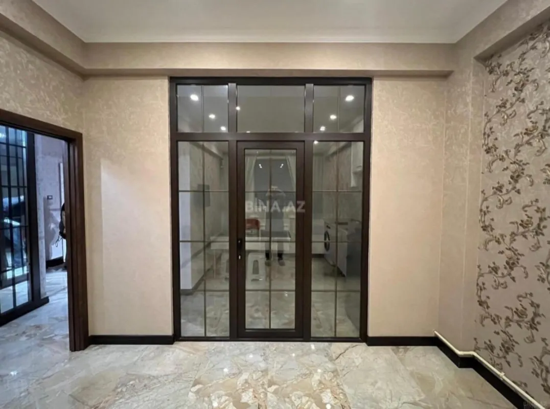Kirayə verilir 2 otaqlı mənzil 72 m²