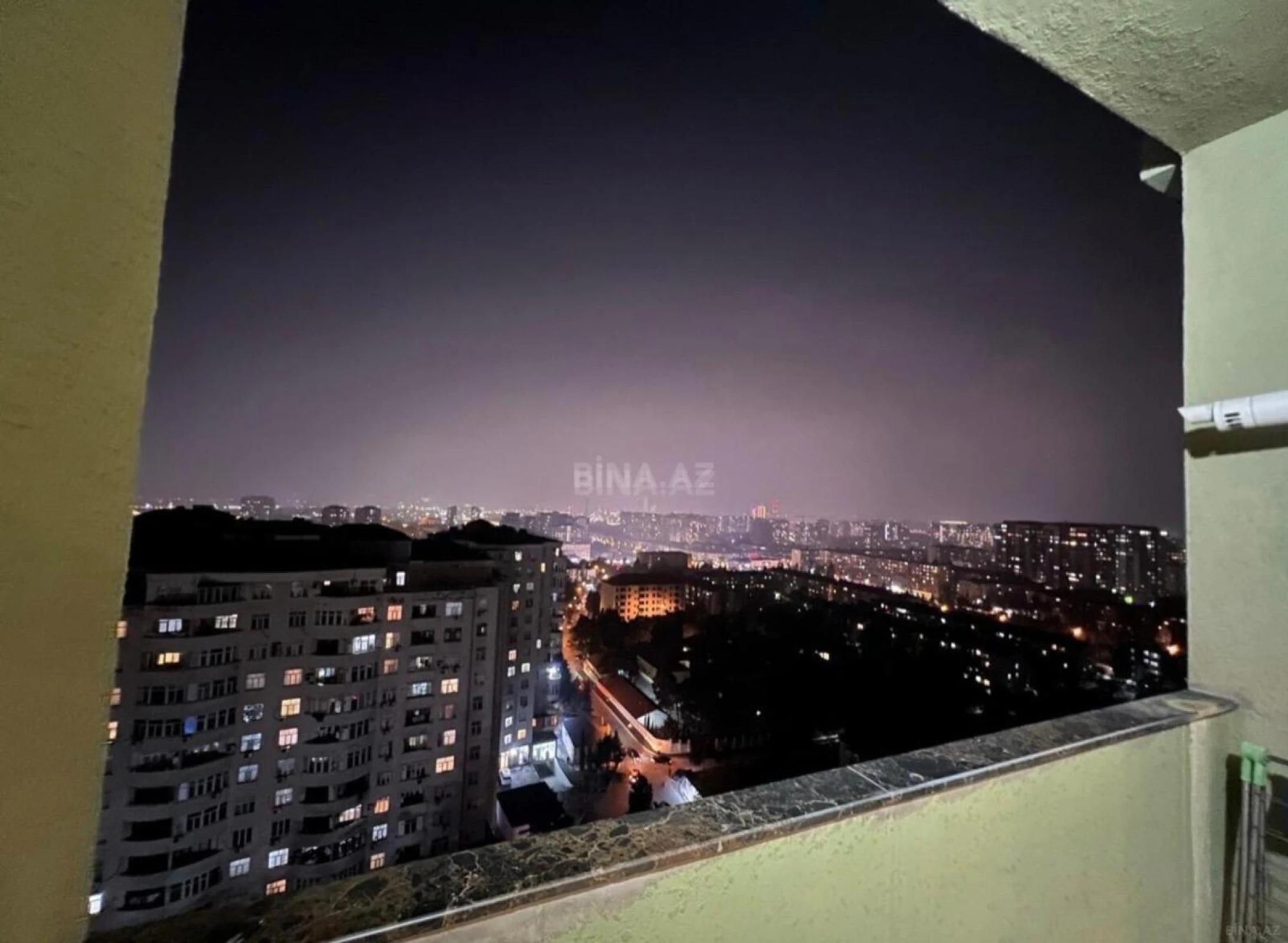 Kirayə verilir 2 otaqlı mənzil 72 m²